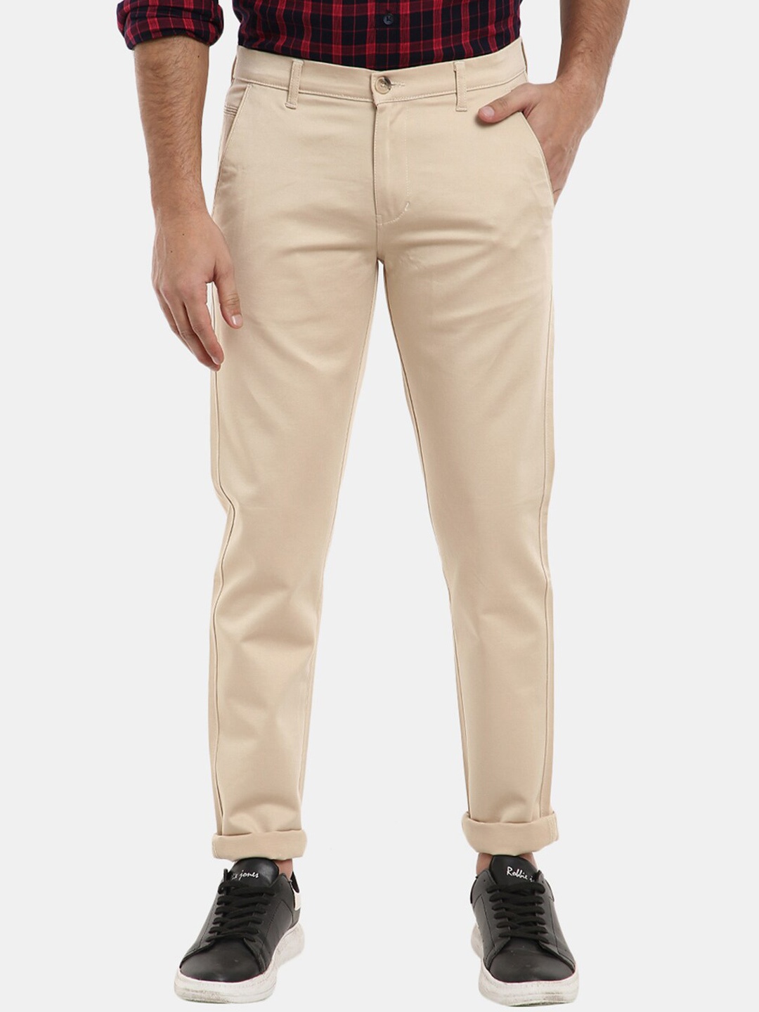 

V-Mart Men Beige Classic Cotton Chinos Trousers