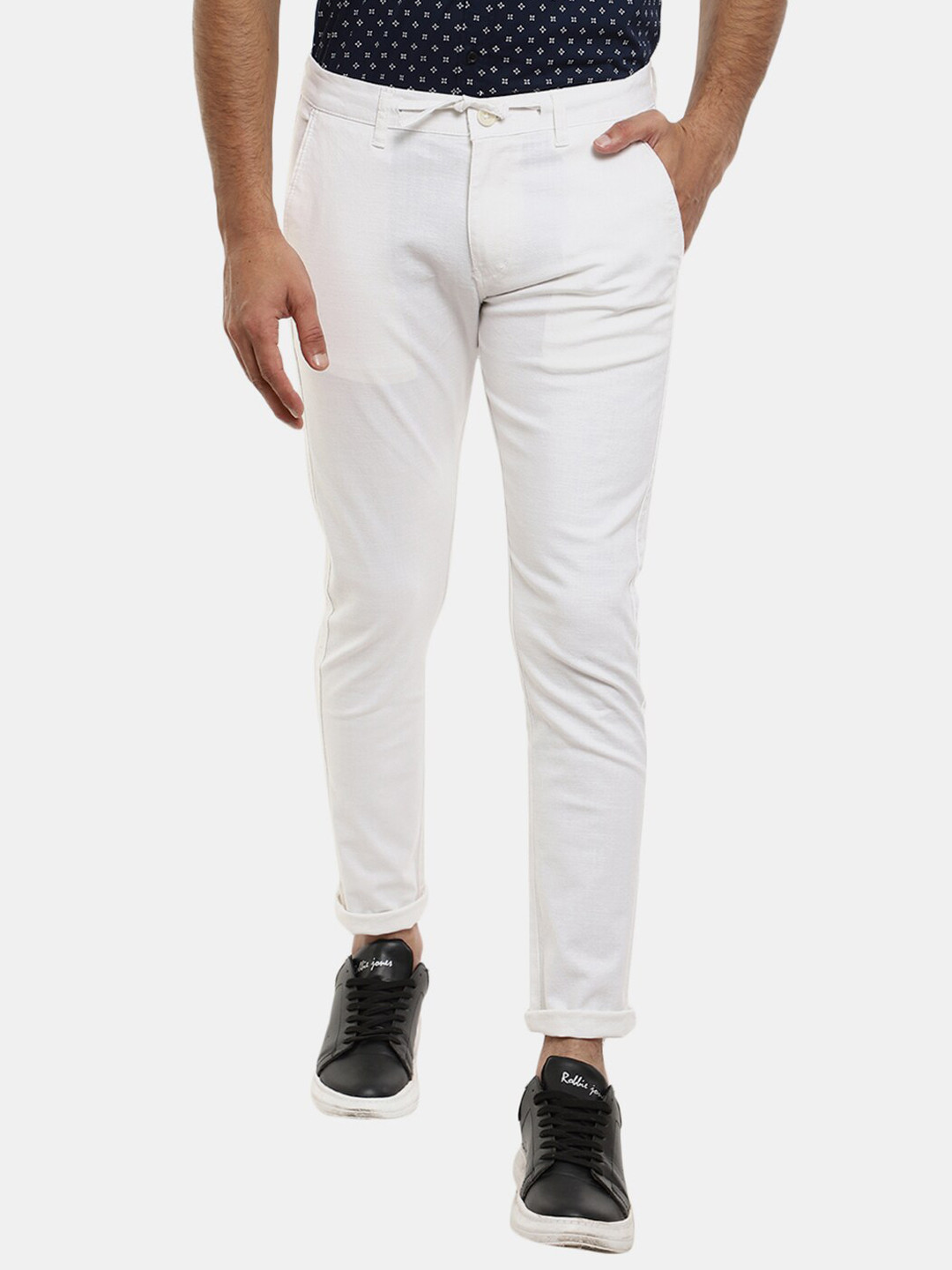 

V-Mart Men White Classic Slim Fit Cotton Chinos Trousers