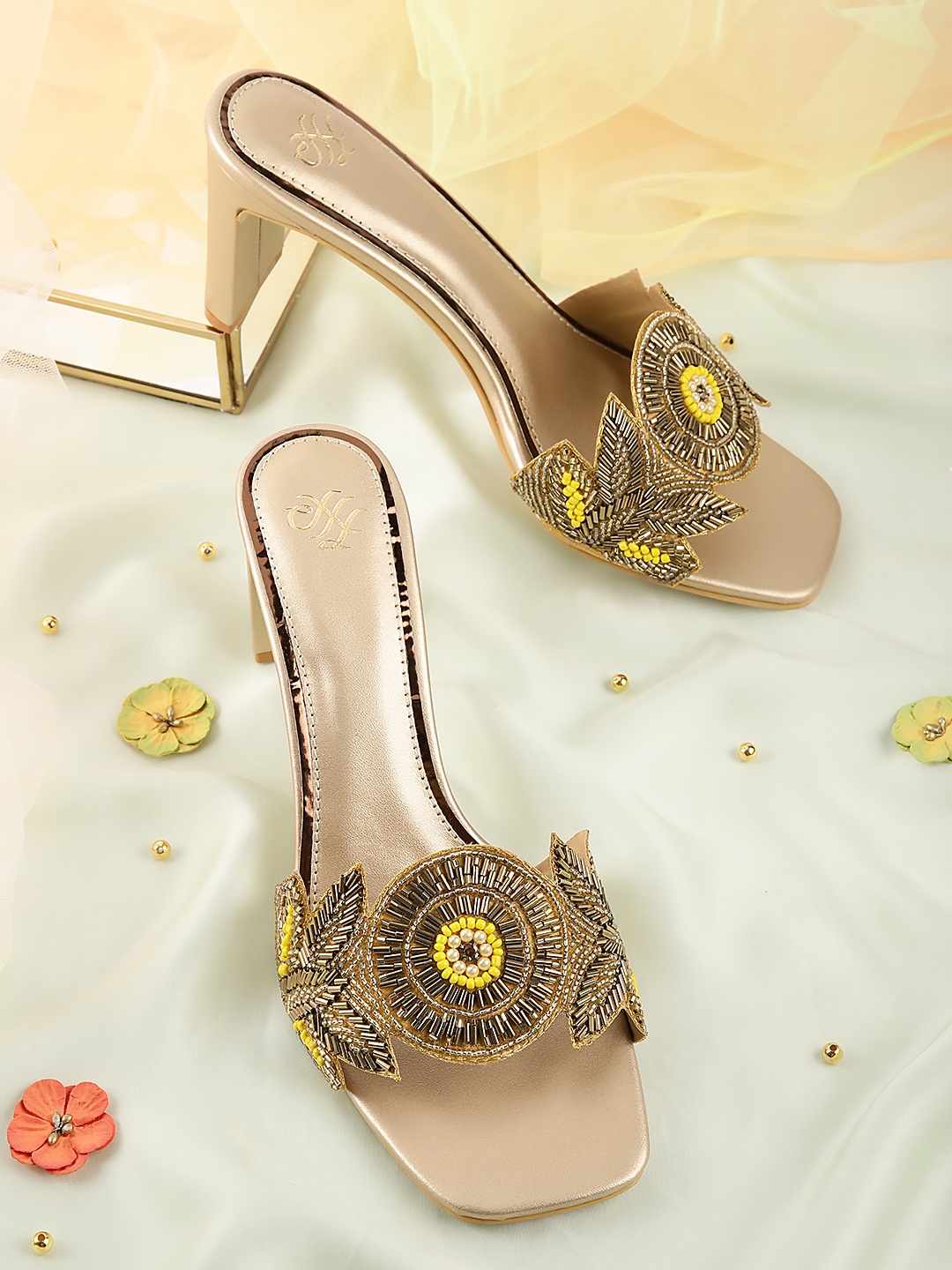 

House of Pataudi Women Beads & Stones Embellished Ethnic Block Heels, Gold