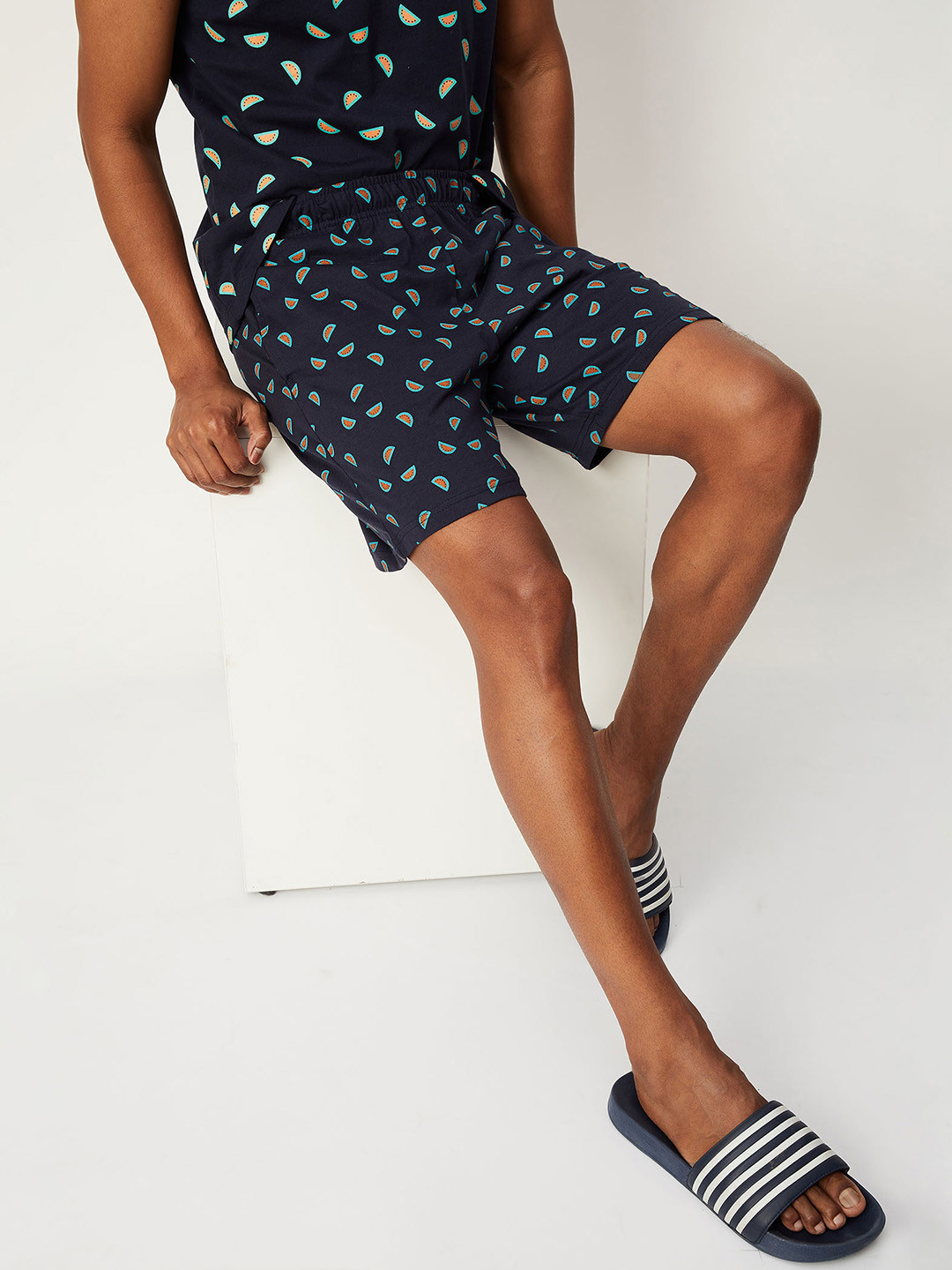 

max Men Navy Blue & Blue Cotton Printed Lounge Shorts