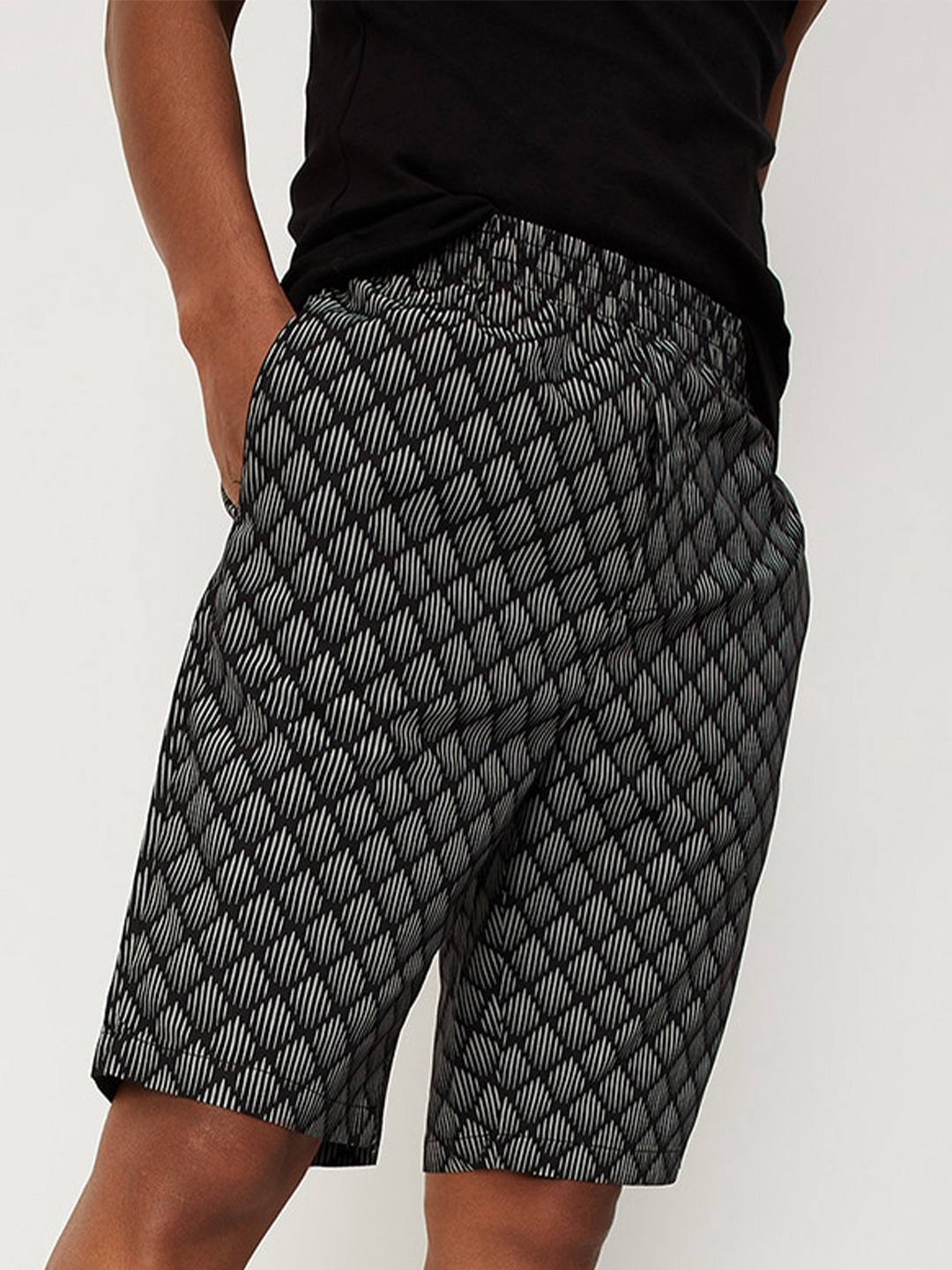 

max Men Black & Grey Cotton Printed Lounge Shorts