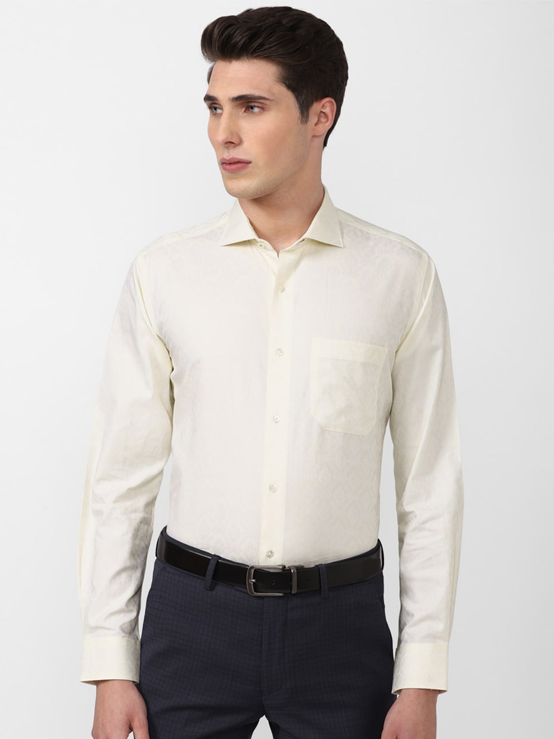 

Van Heusen Men Pure Cotton Formal Shirt, Cream