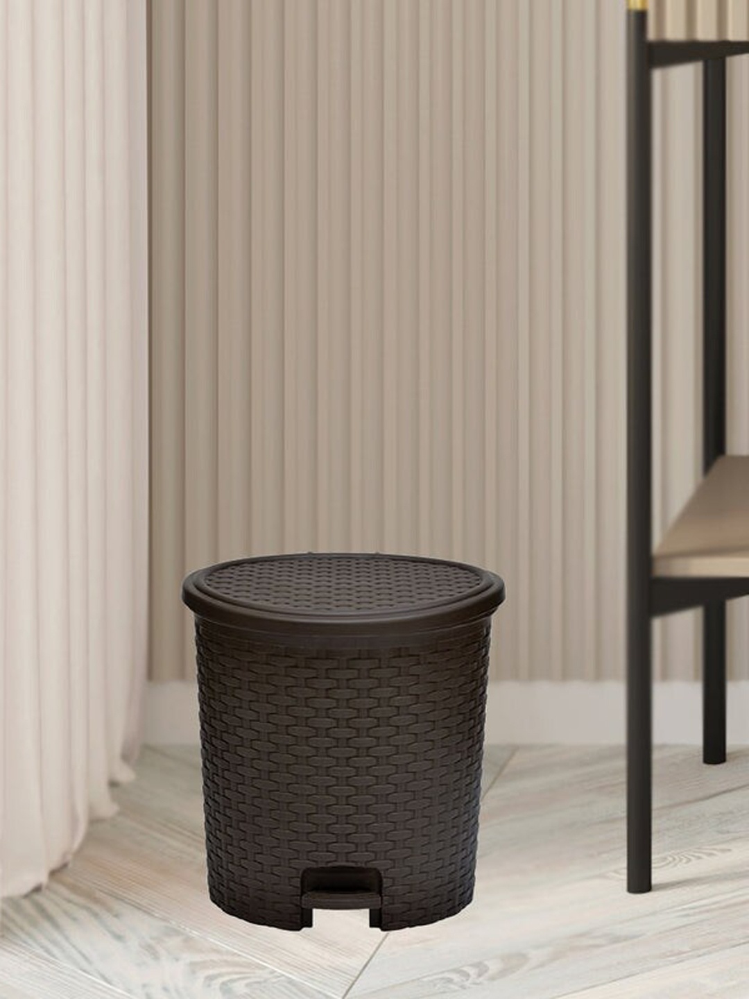 

Athome by Nilkamal Grey Textured Push and Pedal Bin 12 Ltrs