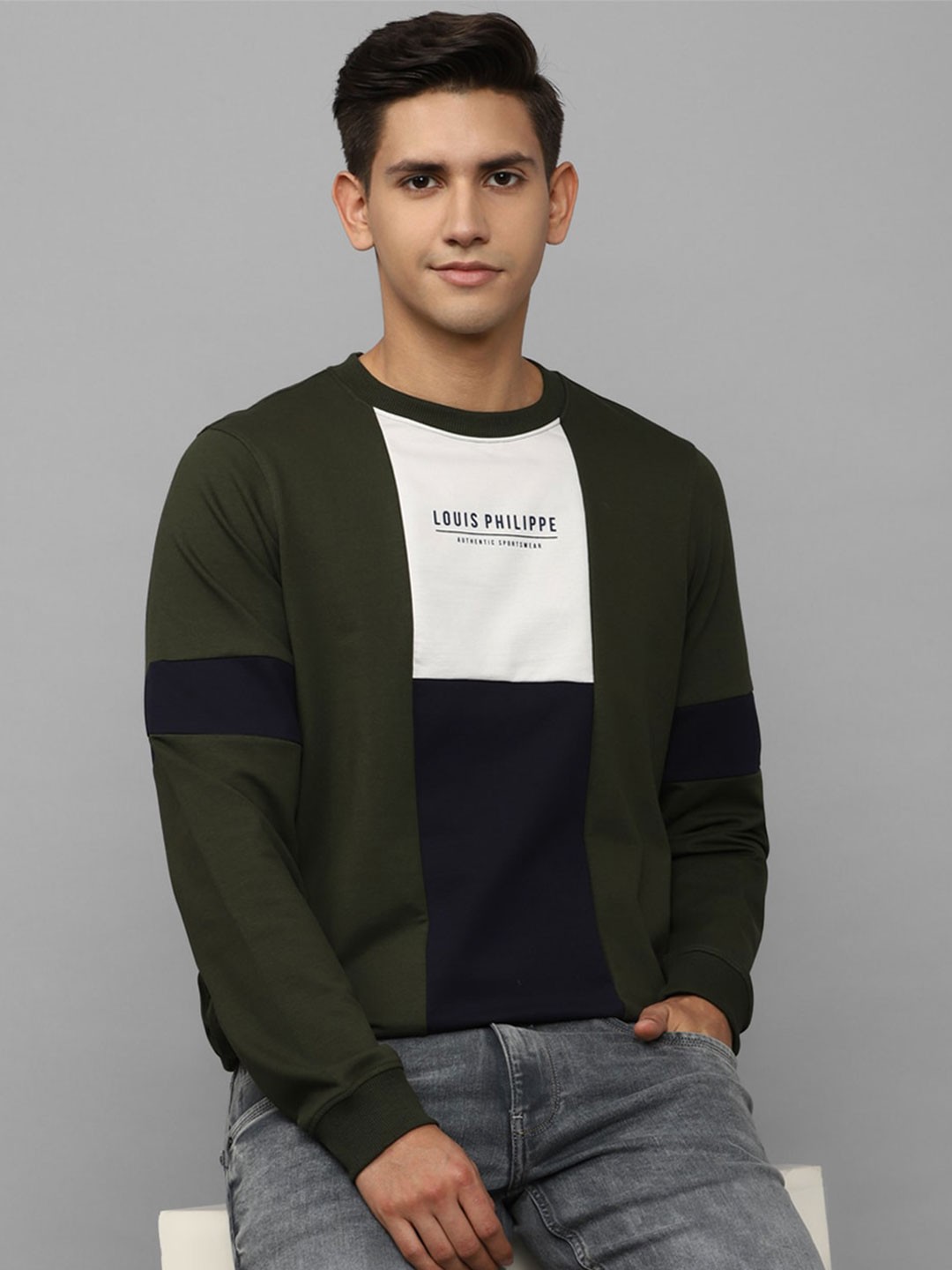 

Louis Philippe Sport Men Green Colourblocked Cotton Sweatshirt