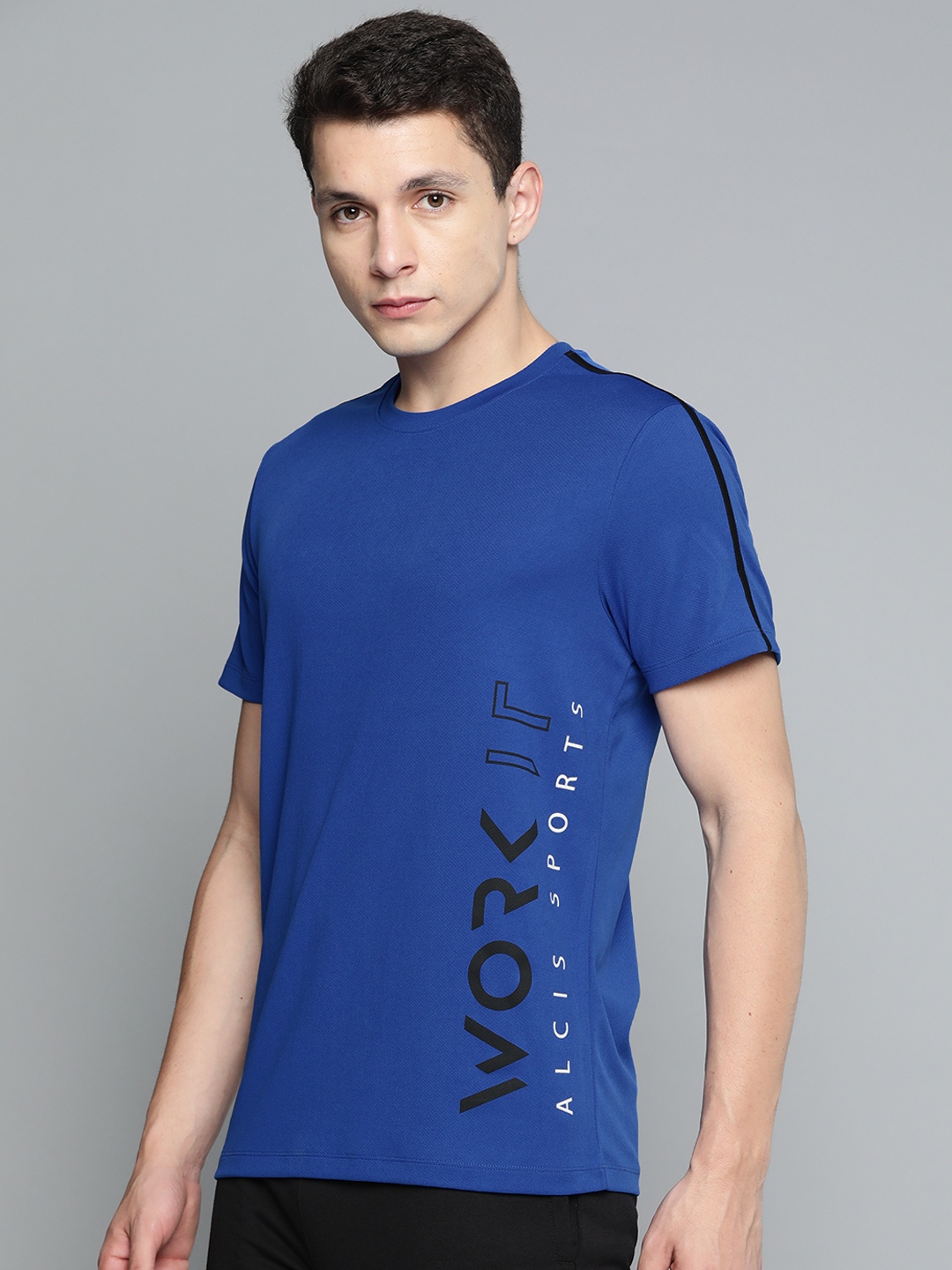 

Alcis Men Typography Printed Dry Tech Slim Fit T-shirt, Blue