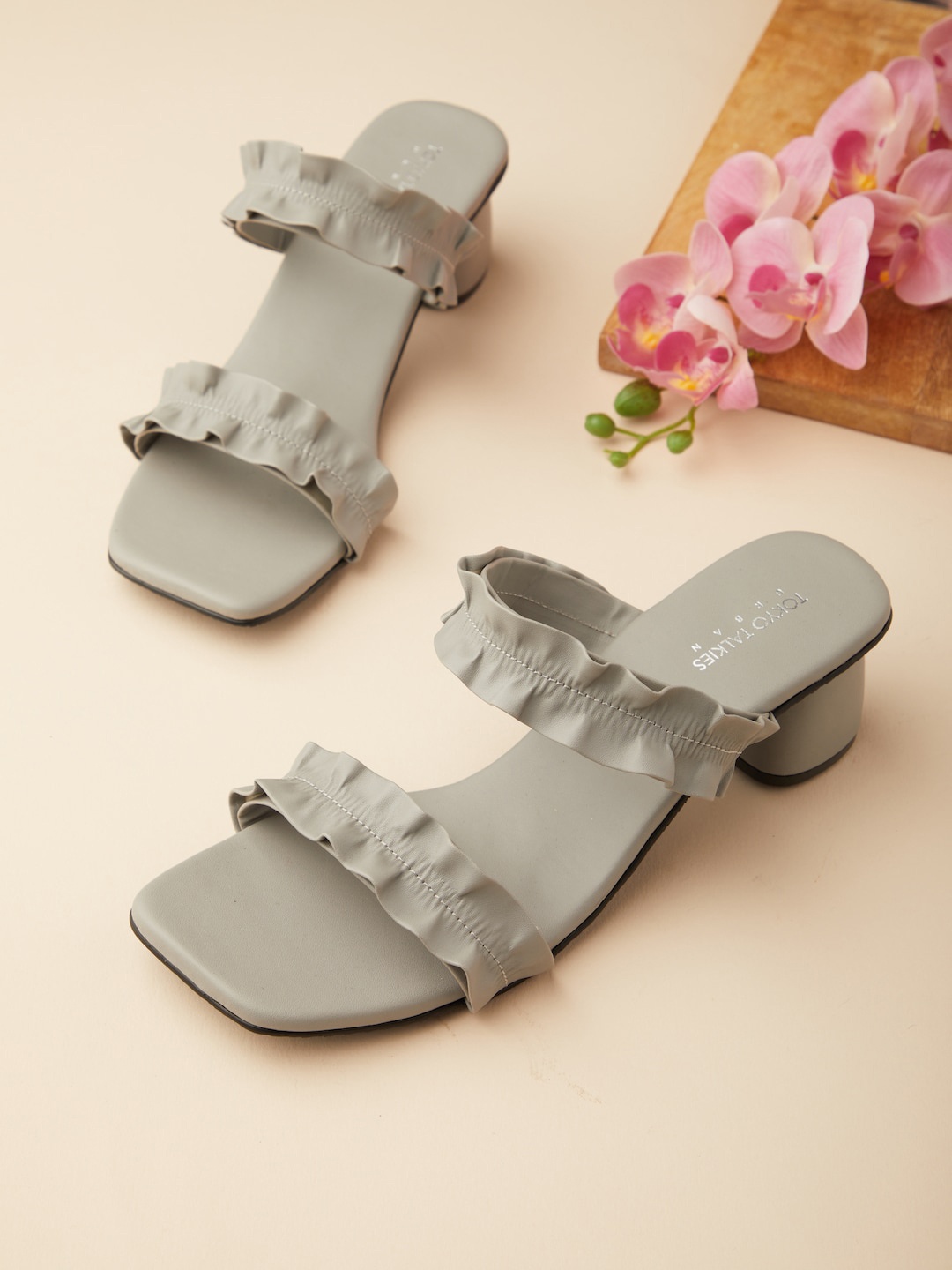 

Tokyo Talkies Grey Embellished Open Toe Block Heels