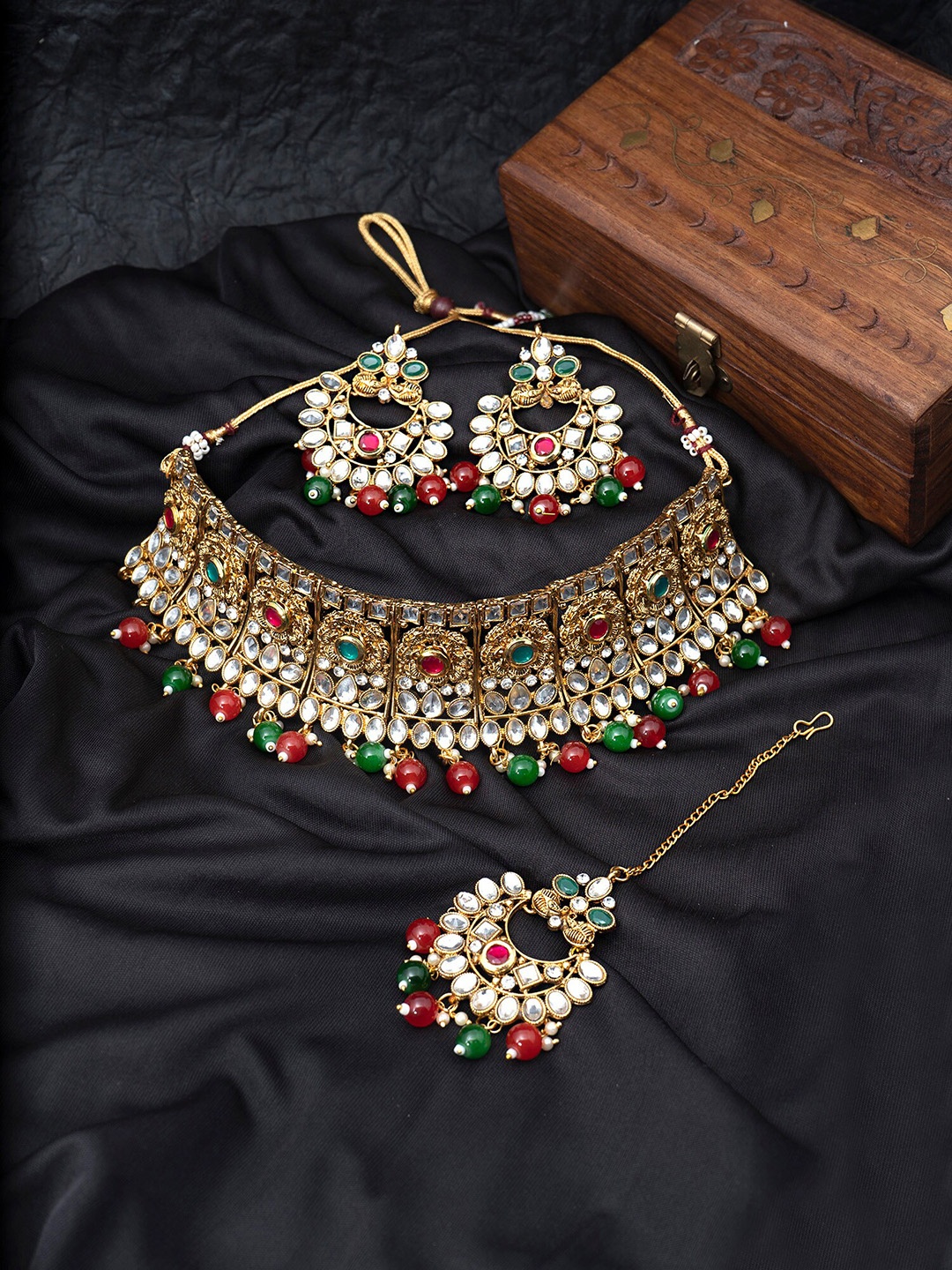 

Yellow Chimes Gold-Plated Kundan Green & Red Stone-Studded Choker Necklace Set