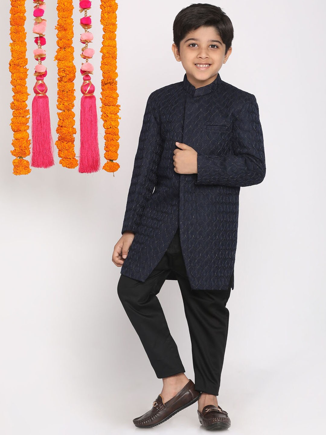 

VASTRAMAY Boys Navy Blue Self-Design Sherwani