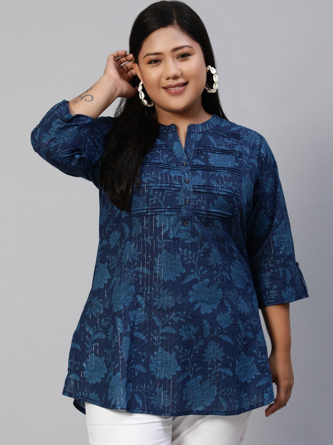

Nayo Plus Size Navy Blue Mandarin Collar Printed Cotton Tunic