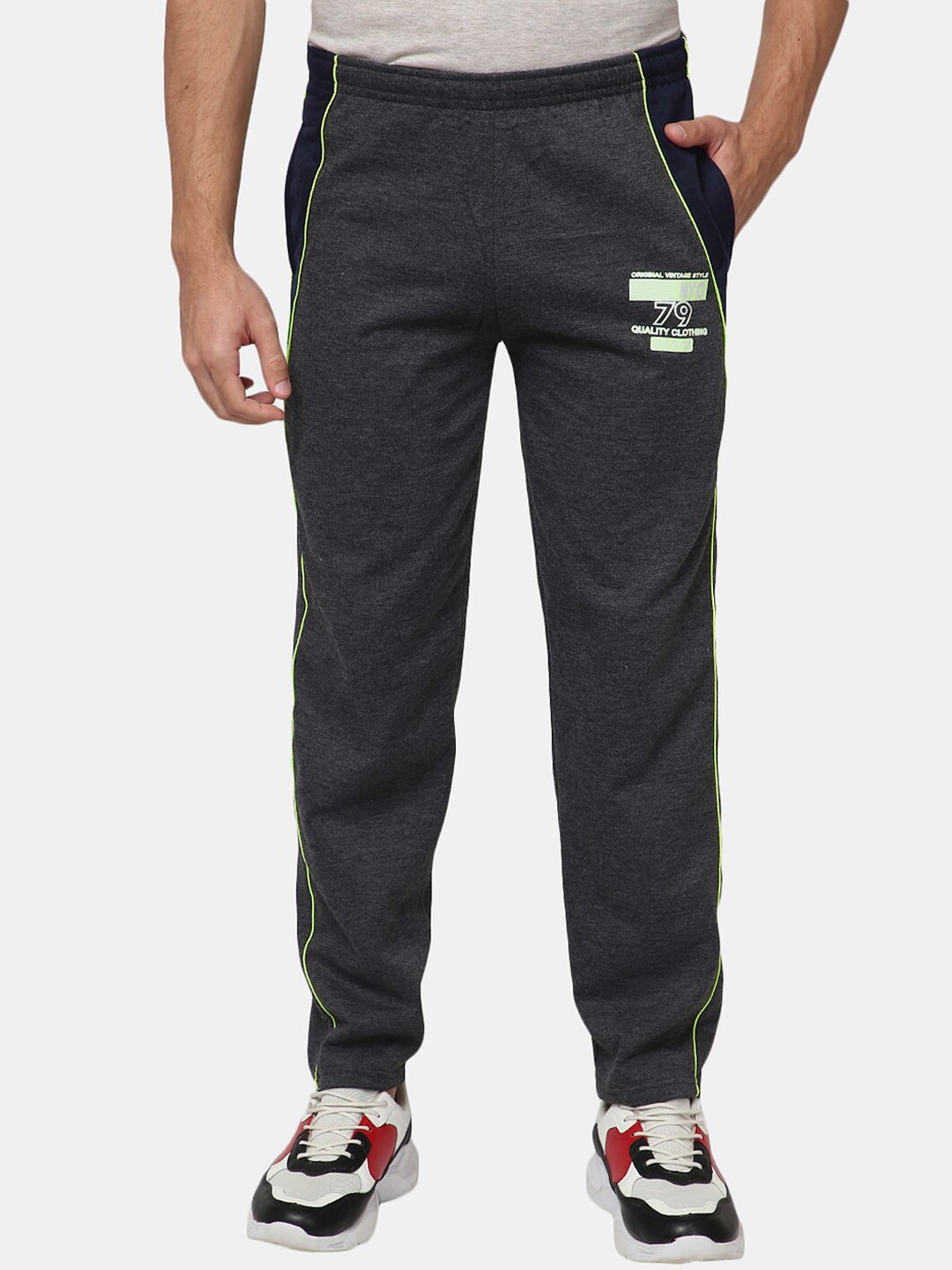 

V-Mart Men Grey Cotton Track Pant