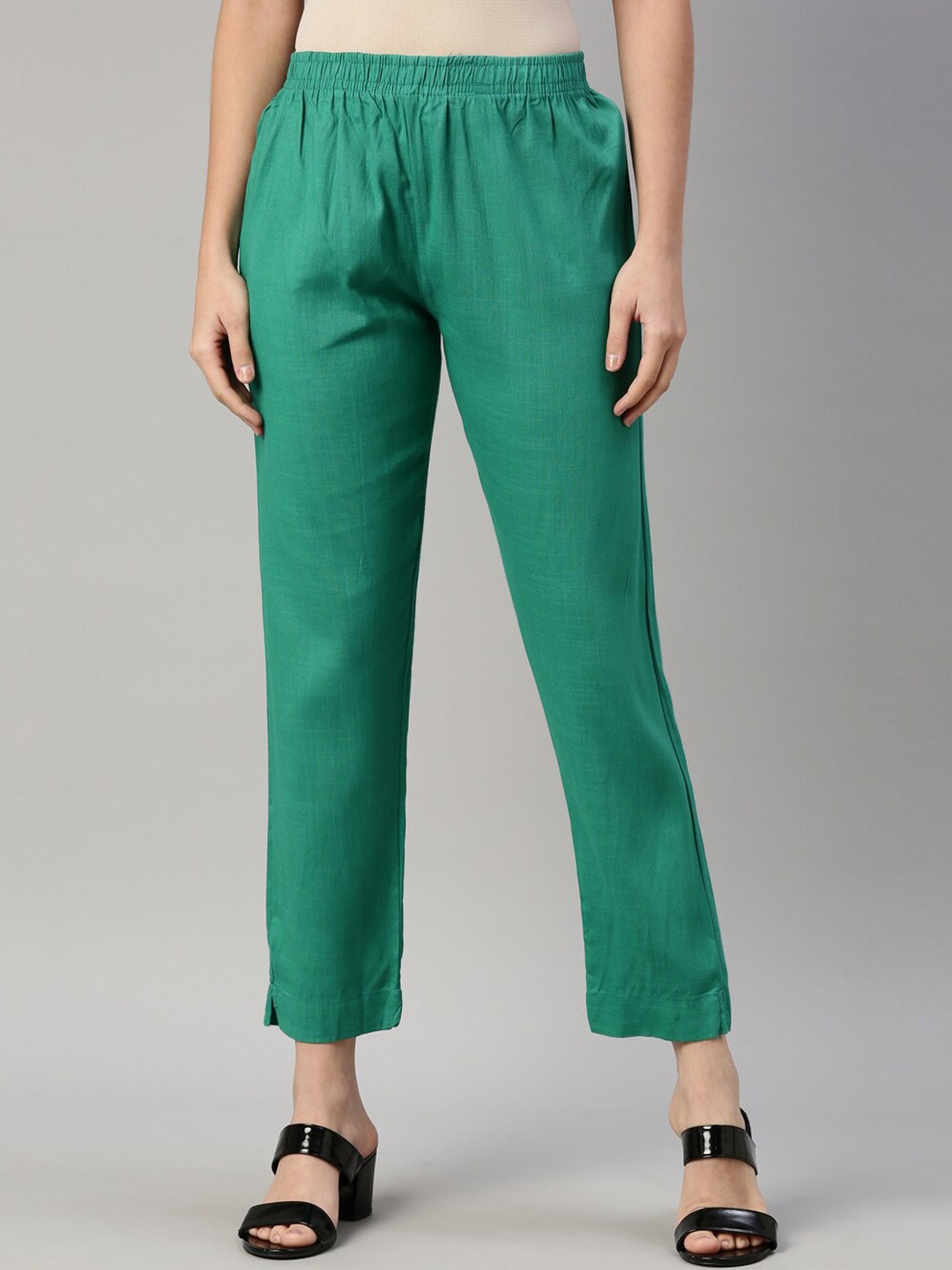 

GOLDSTROMS Women Green Cotton Trousers