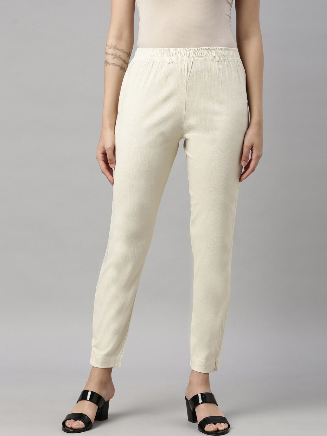 

GOLDSTROMS Women Cream-Coloured Cotton Trousers