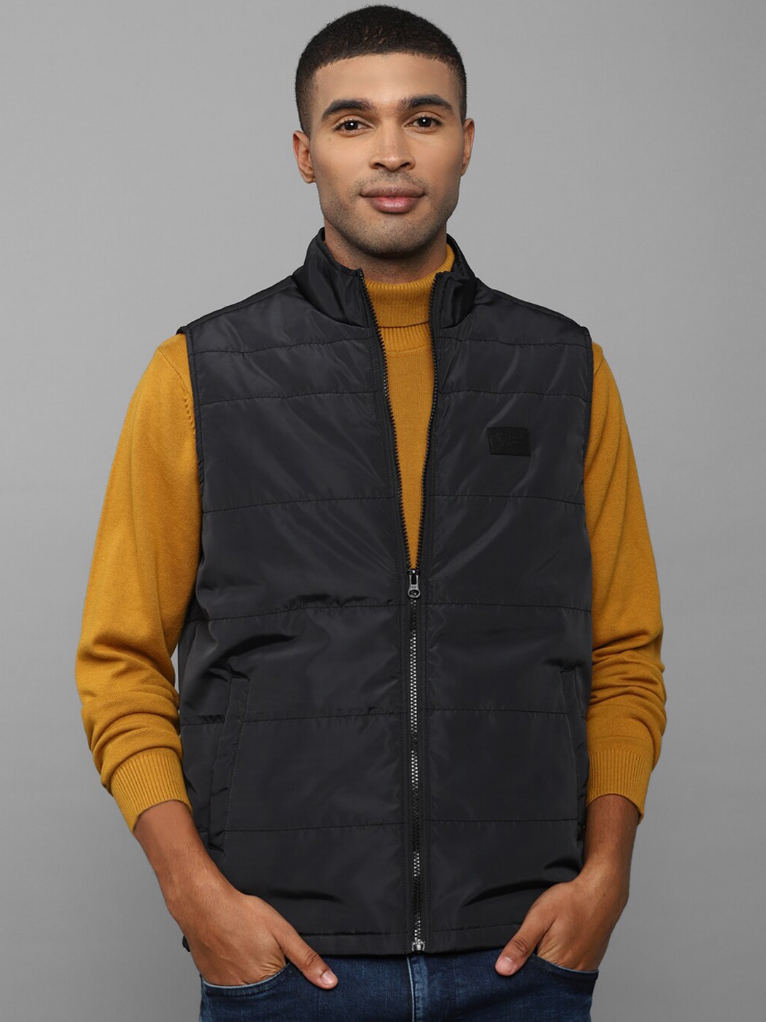 

Allen Solly Men Black Sleeveless Padded Jacket