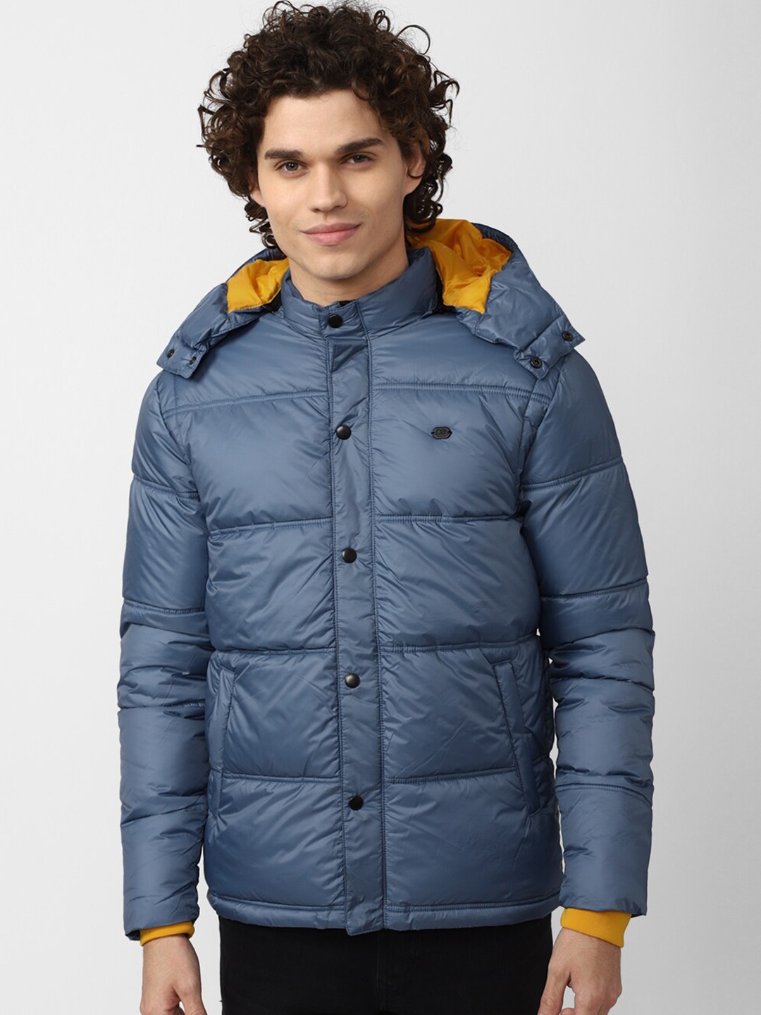 

Peter England Casuals Men Blue Padded Jacket