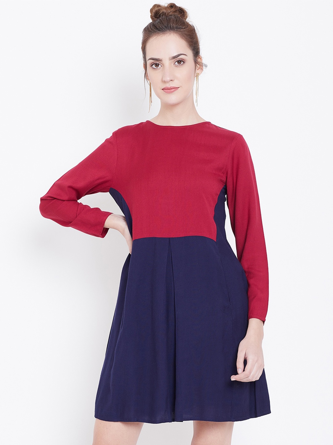 

DODO & MOA Navy Blue & Red Colourblocked A-Line Cotton Dress