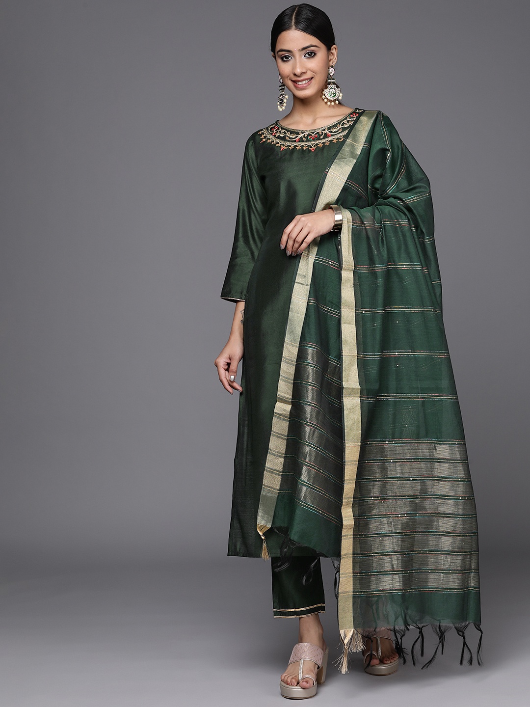 

Indo Era Women Green Ethnic Motifs Embroidered Sequinned Liva Kurta with Trousers & With Dupatta