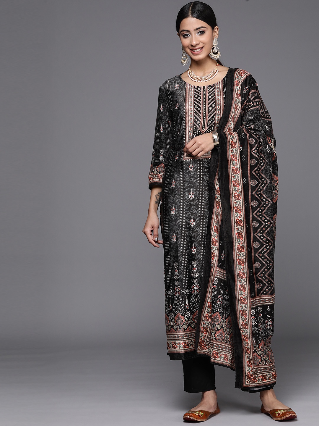 

Indo Era Women Embroidered Sequinned Velvet Kurta with Trousers & With Dupatta, Black