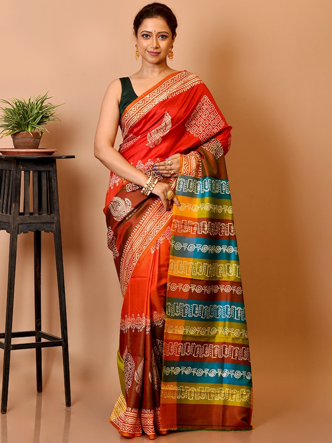 

AllSilks Red & White Ethnic Motifs Pure Silk Murshidabad silk Saree