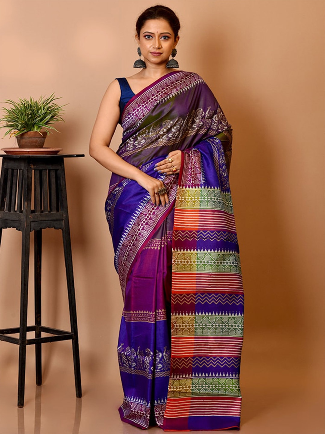 

AllSilks Navy Blue & Green Ethnic Motifs Pure Silk Murshidabad silk Saree