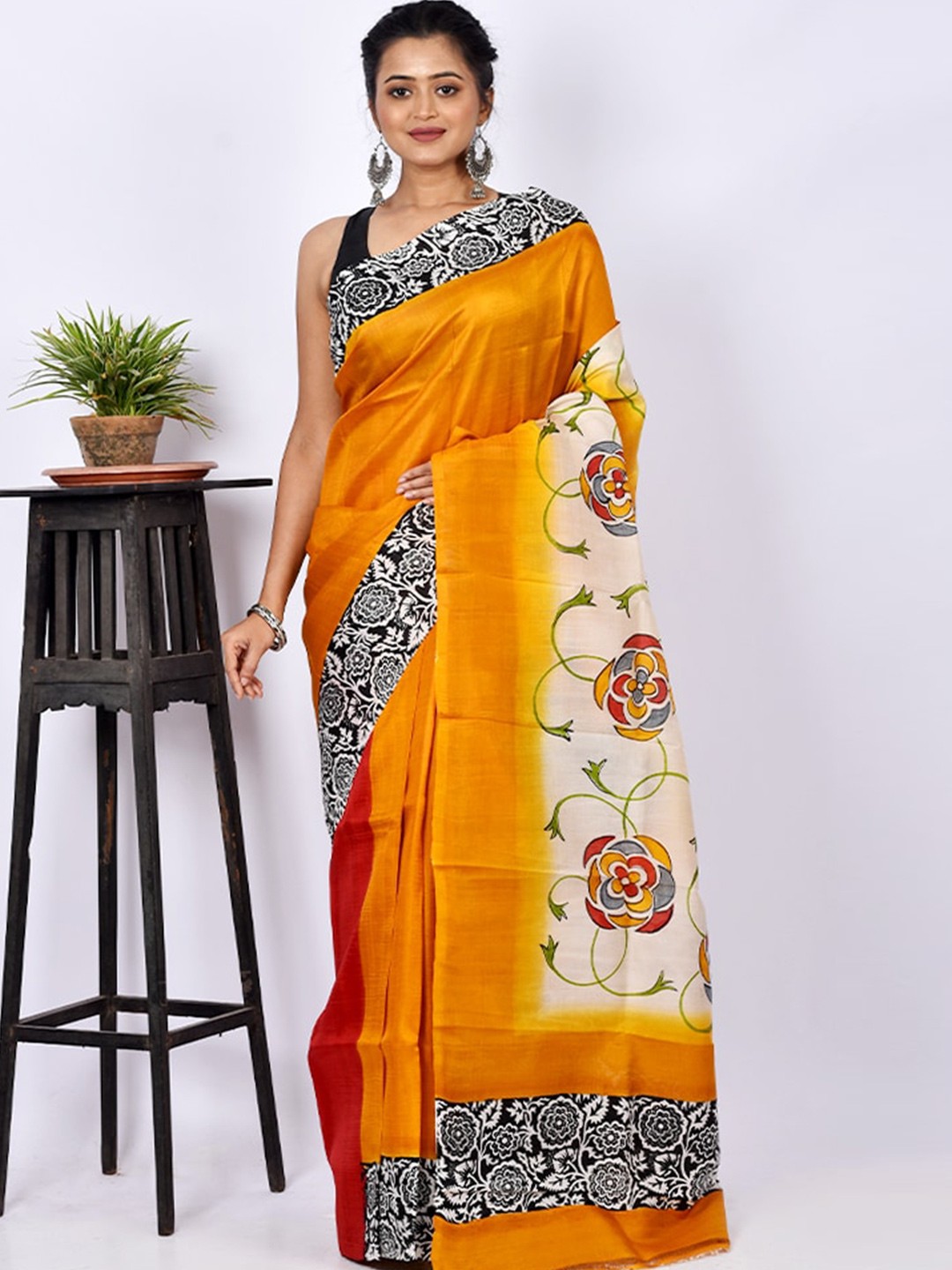 

AllSilks Yellow & Black Floral Pure Silk Murshidabad Saree