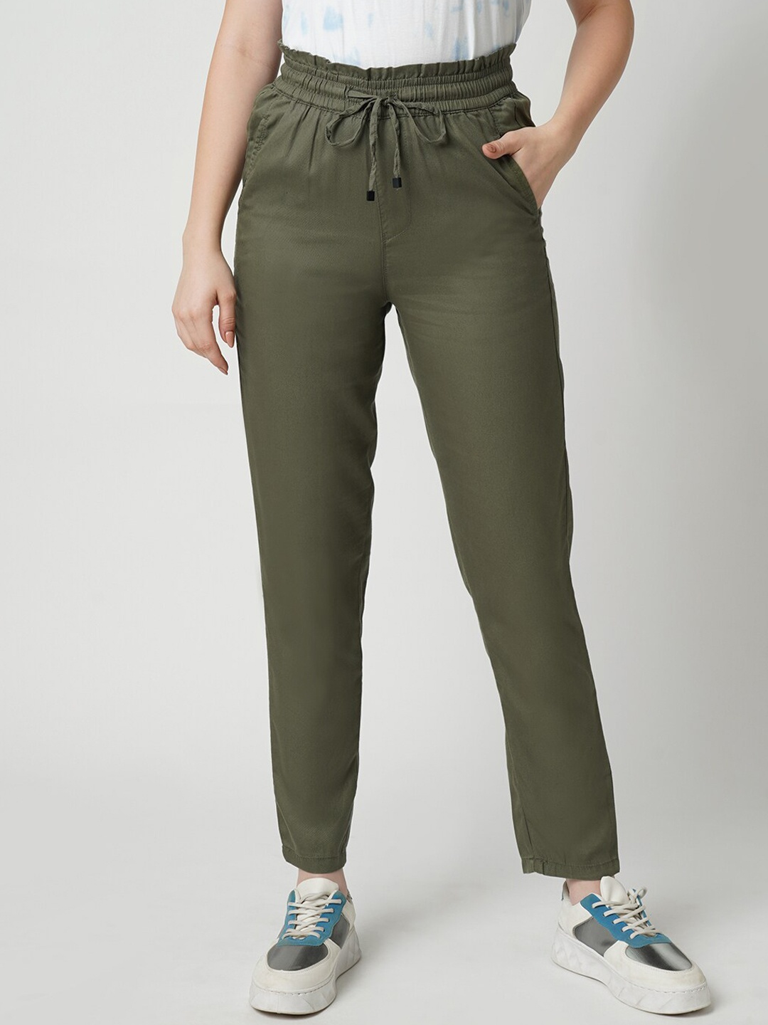 

Kraus Jeans Women Olive Green Loose Fit High-Rise Trousers