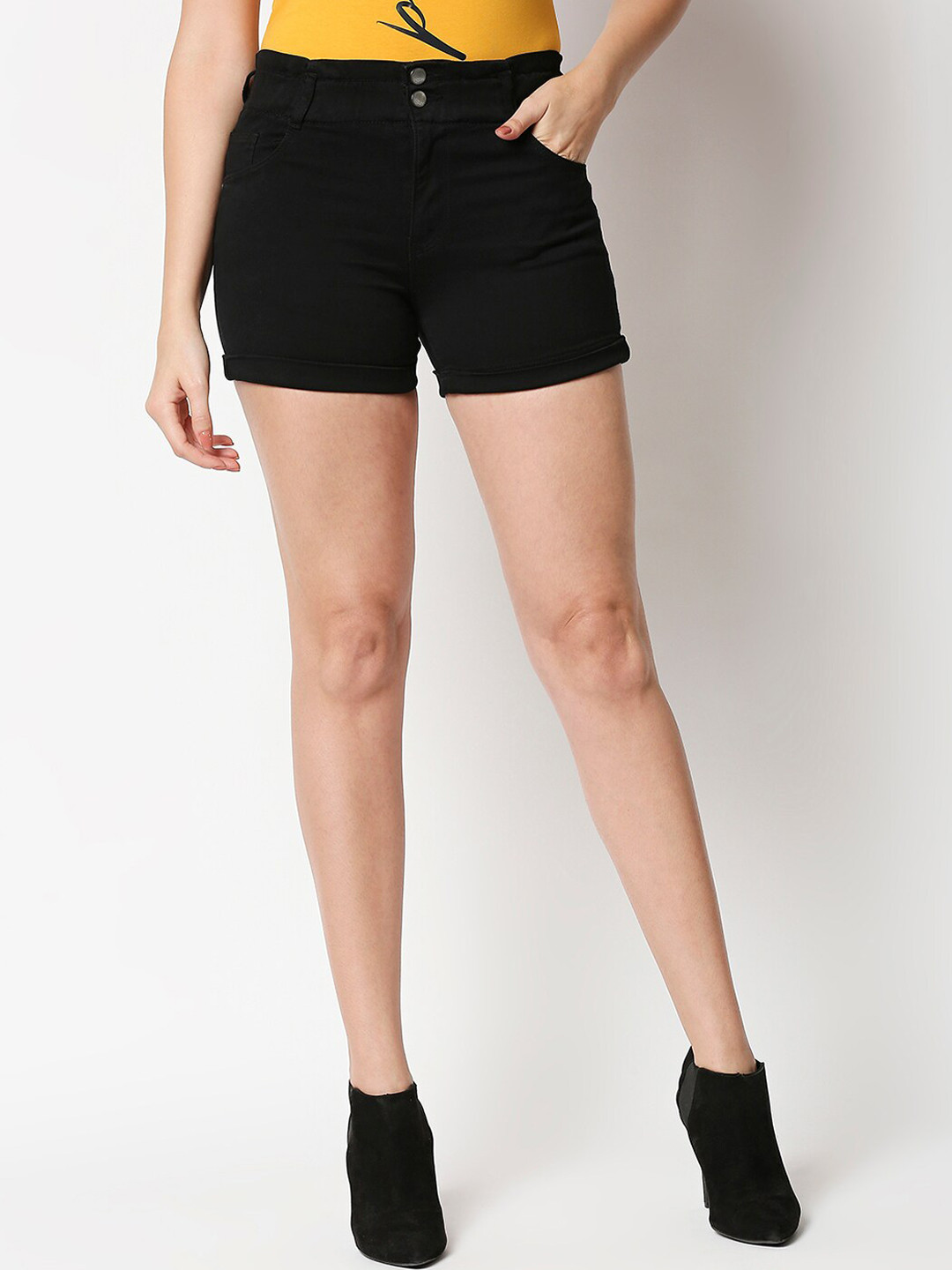 

Kraus Jeans Women Black Slim Fit High-Rise Cotton Denim Shorts