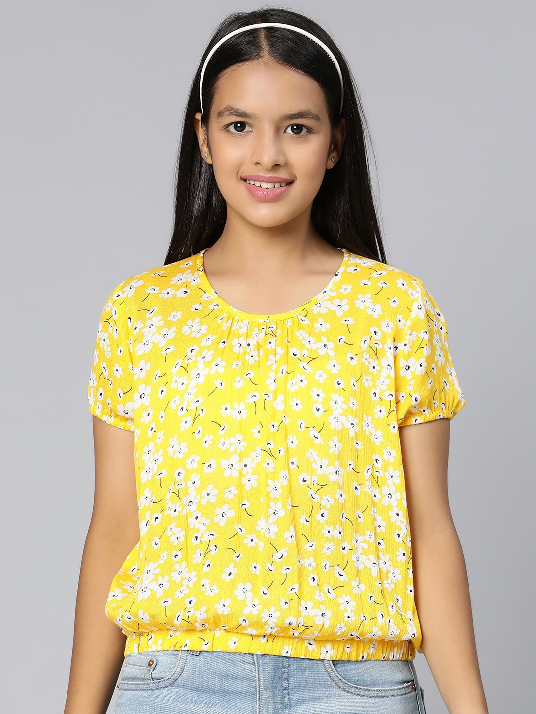 

Oxolloxo Girls Yellow & White Floral Printed Blouson Top