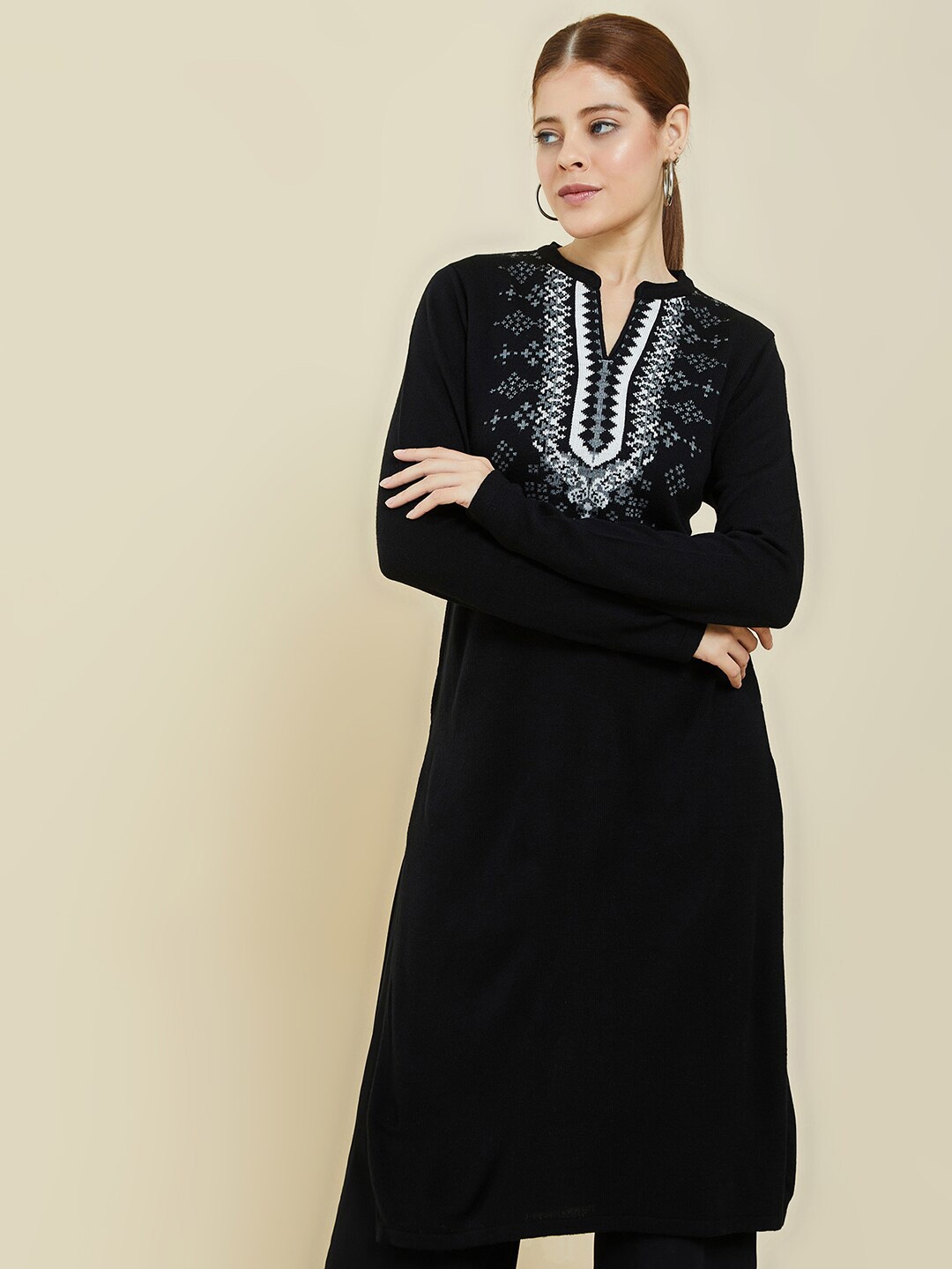 

Soch Women Black & White Acrylic Geometric Yoke Design Kurta