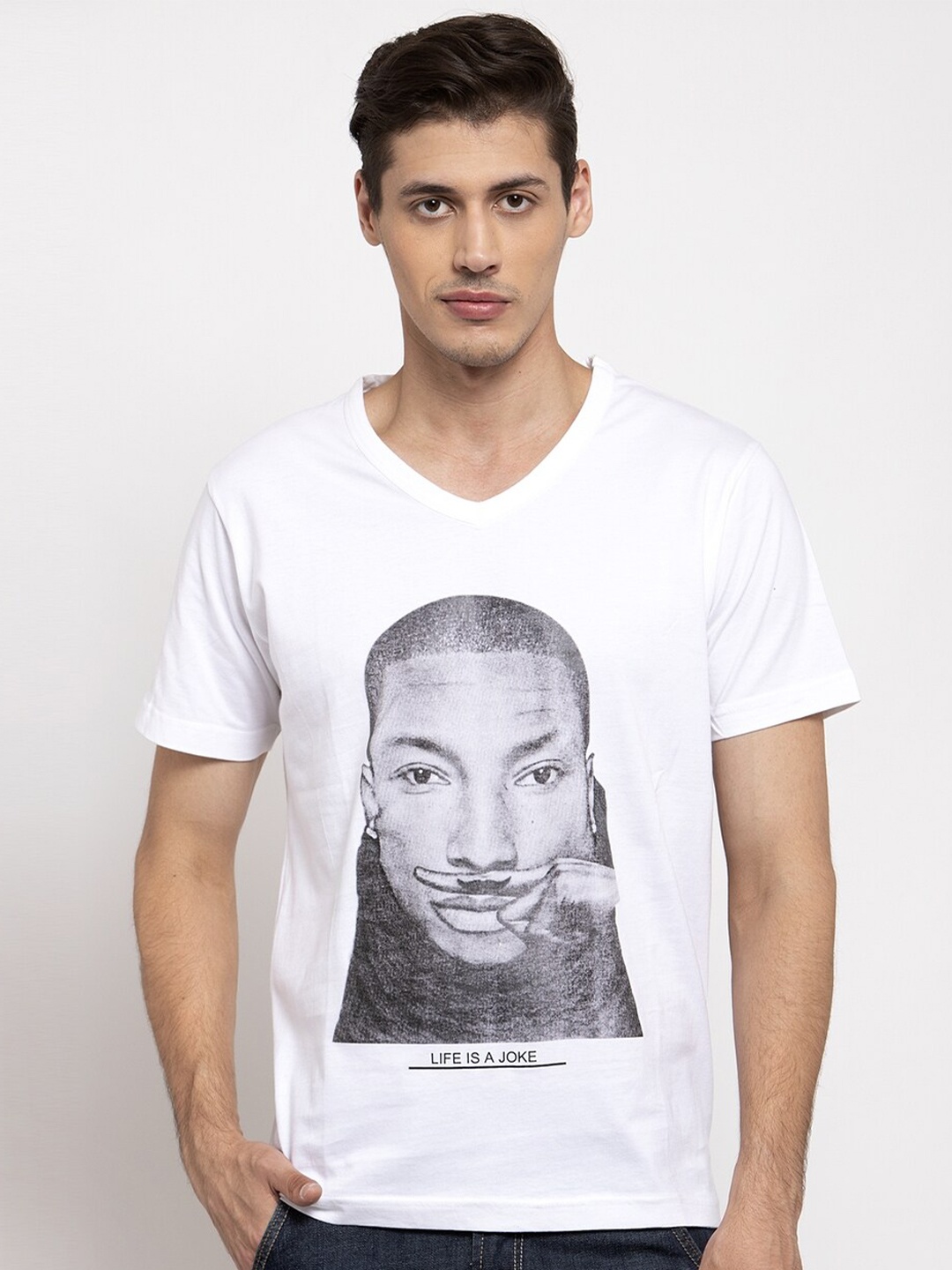 

DOOR74 Men White Printed V-Neck Cotton T-shirt