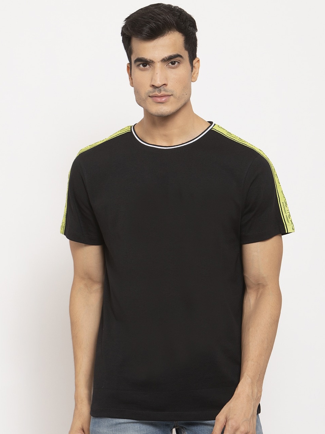 

DOOR74 Men Round Neck Cotton T-shirt, Black