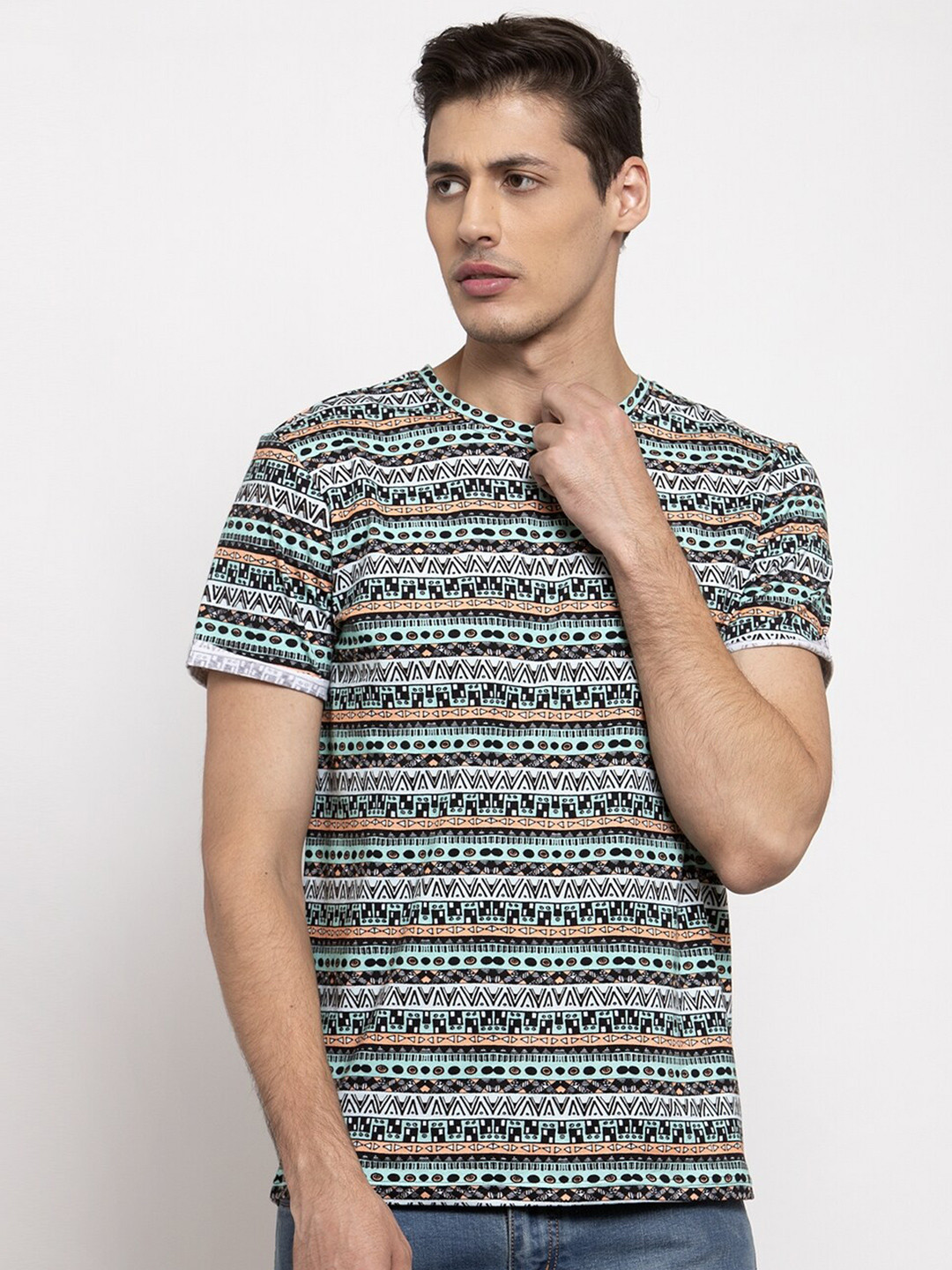 

DOOR74 Men Green & Black Printed Cotton T-shirt