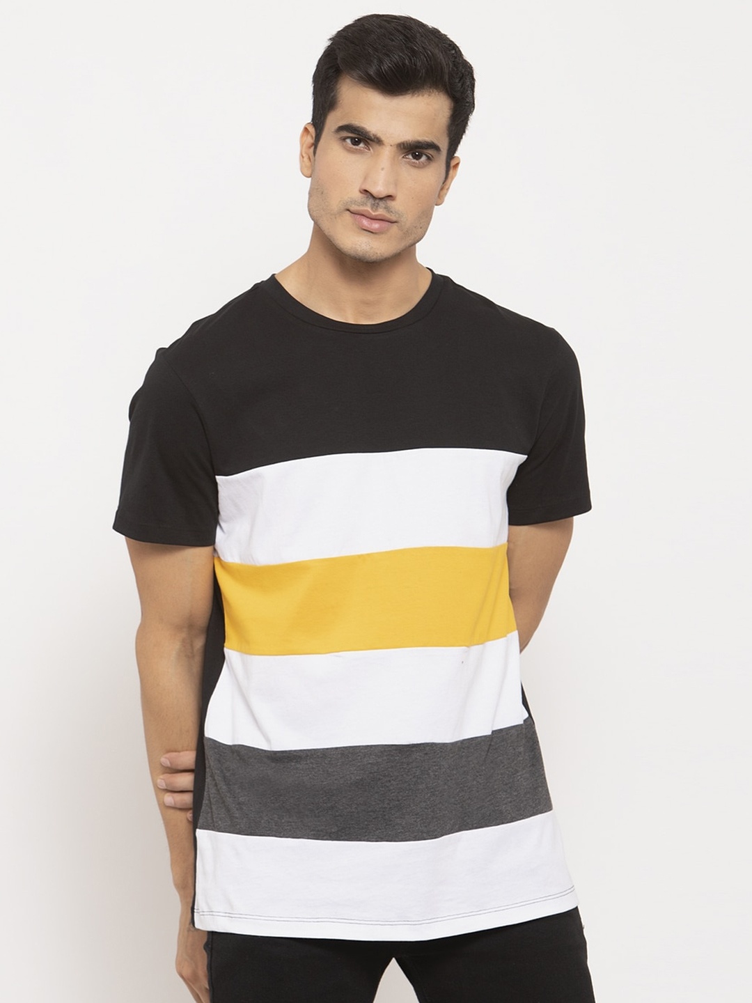 

DOOR74 Men Black & White Colourblocked Cotton T-shirt