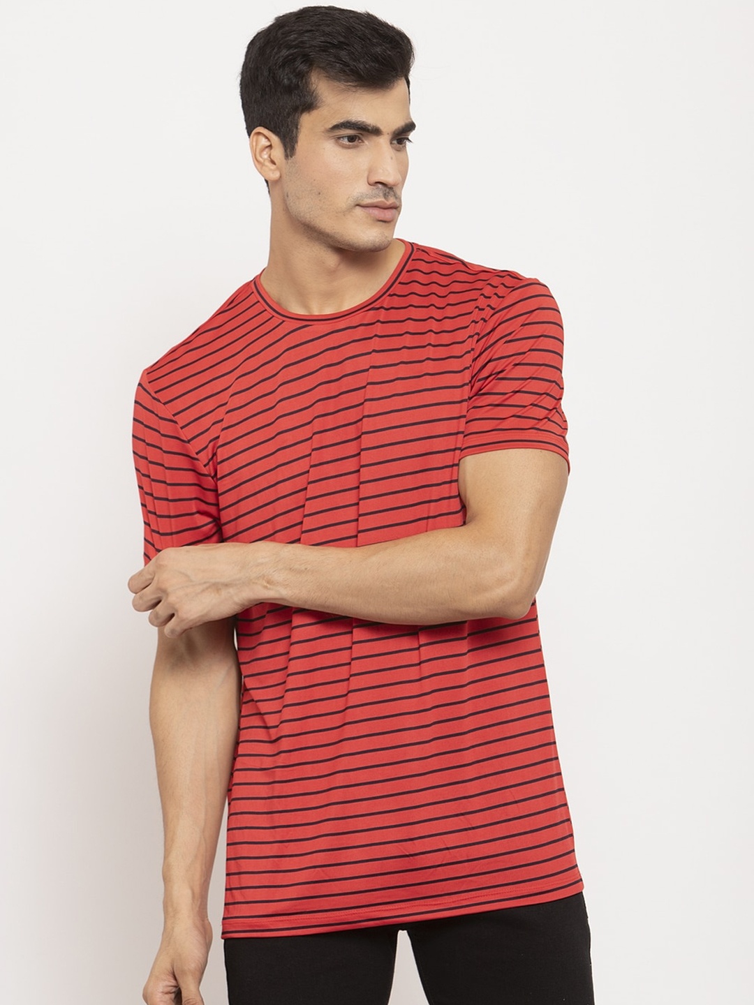 

DOOR74 Men Red & Black Striped T-shirt