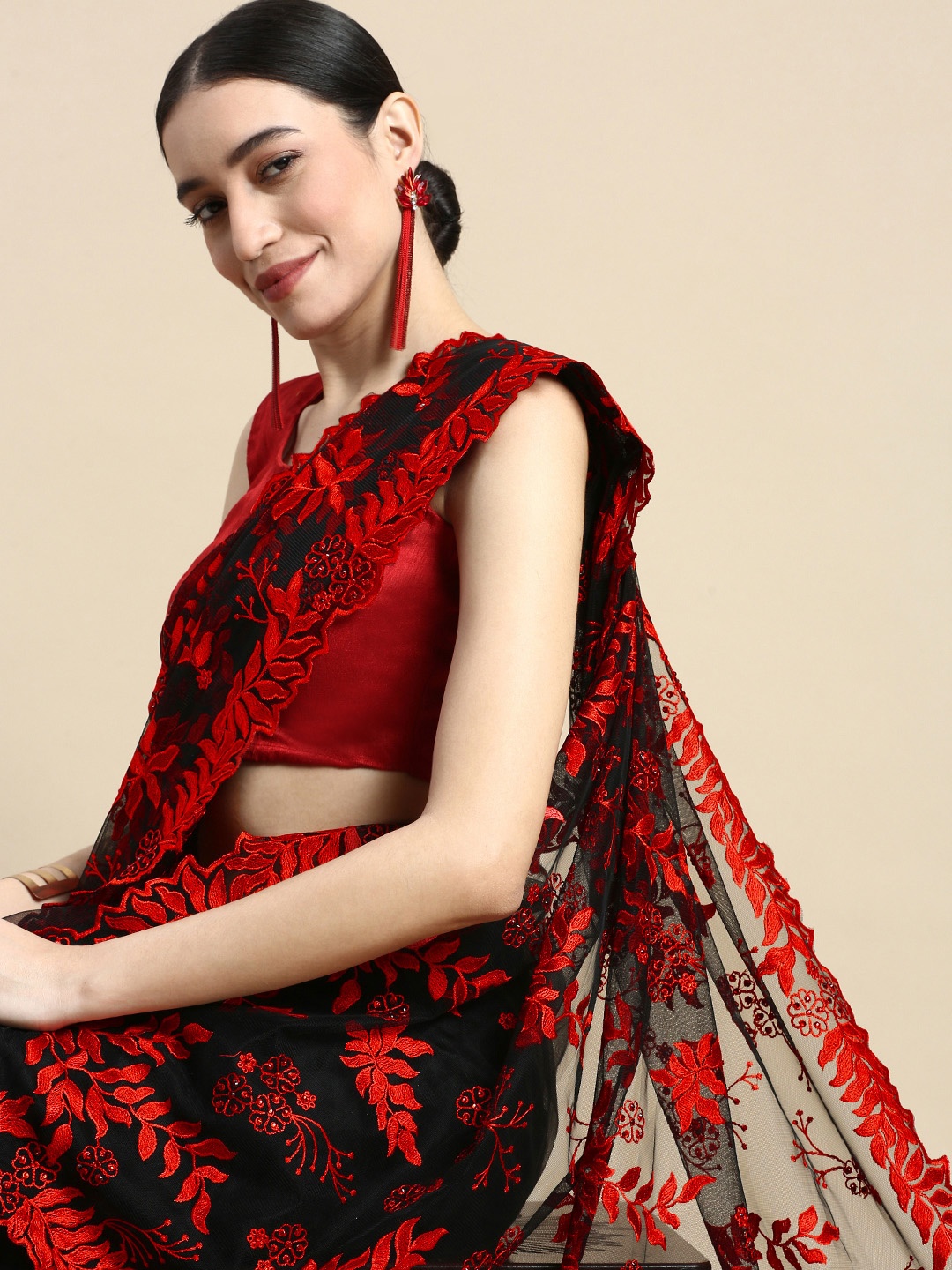 

kasee Black & Red Floral Embroidered Net Saree