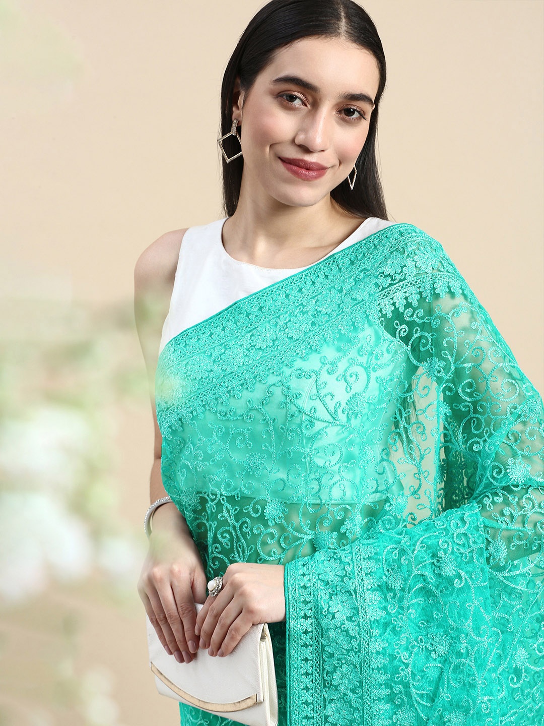 

kasee Floral Embroidered Net Saree, Blue