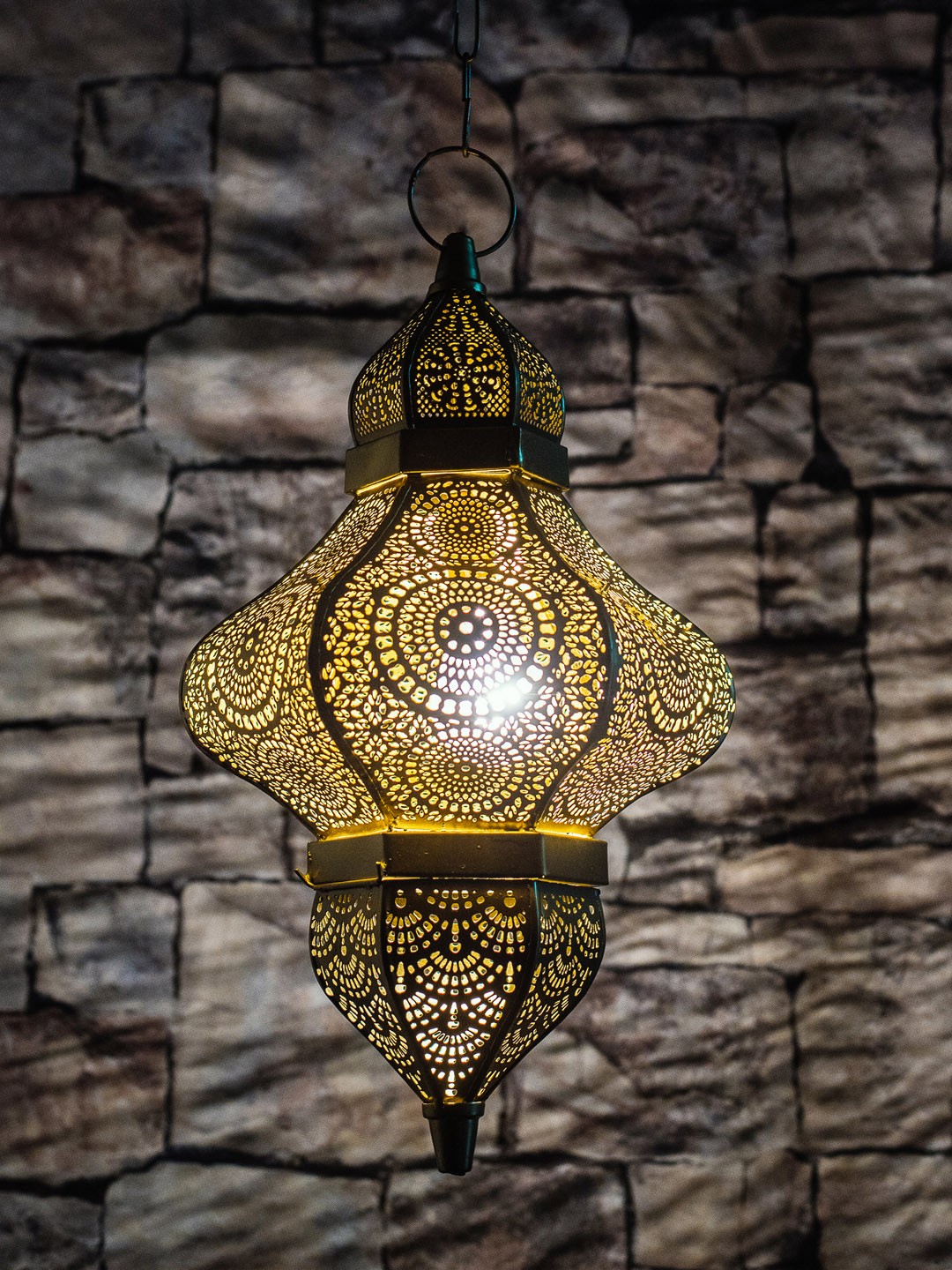 

Fos Lighting Gold-Toned Pendant Hanging Lamp