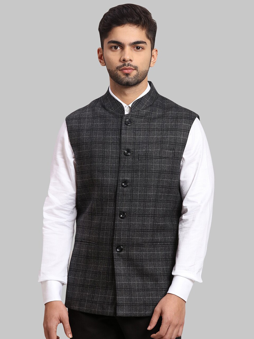 

ColorPlus Men Grey Checked Tailored Jacket