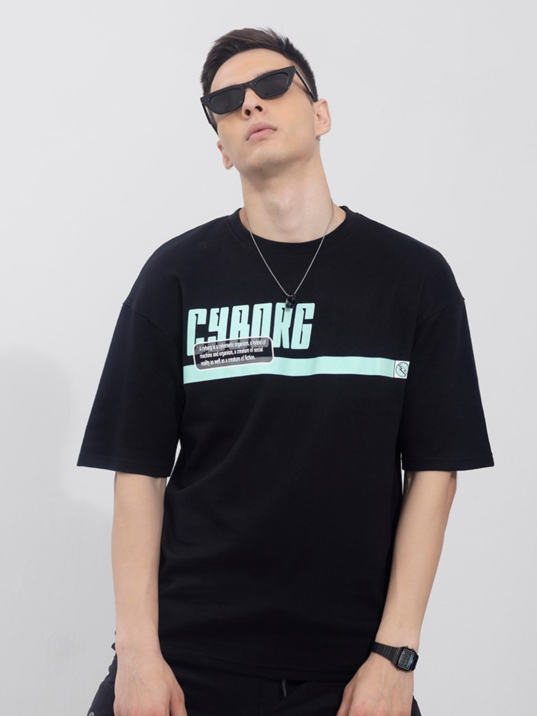 

Snitch Men Black Typography Printed Oversized T-shirt