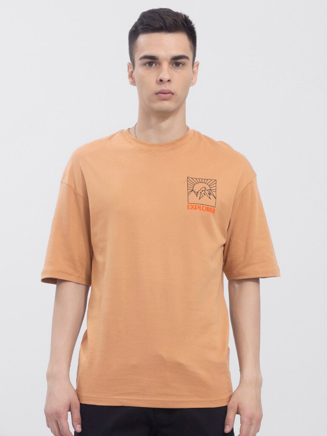 

Snitch Men Brown Oversized Cotton T-shirt