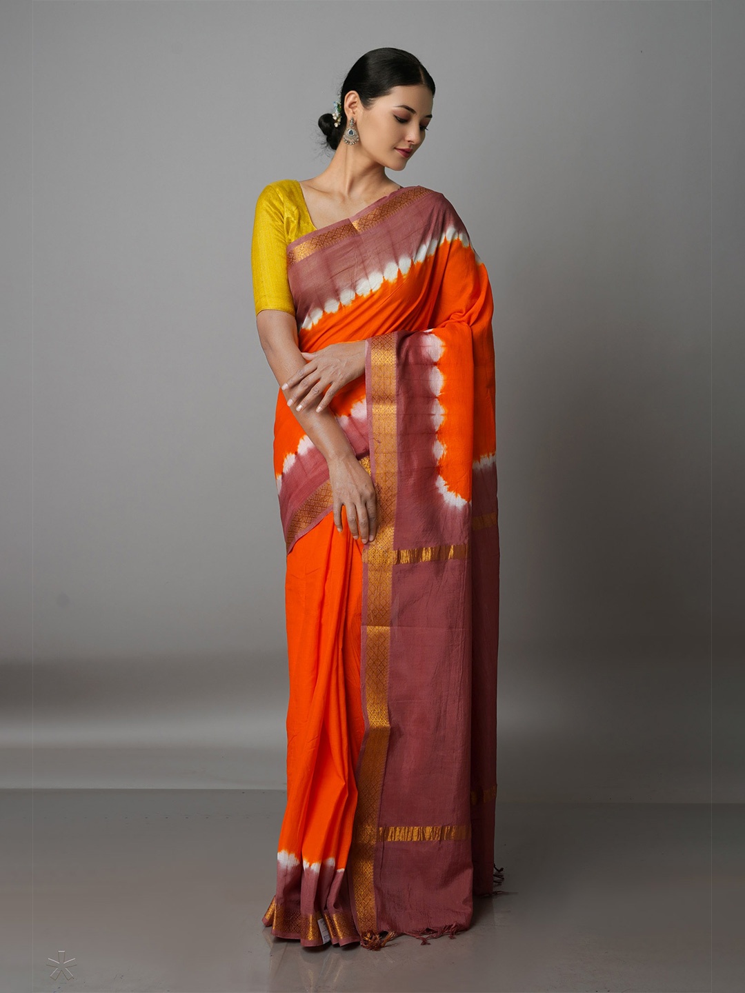 

Unnati Silks Orange & Maroon Tie and Dye Zari Silk Blend Mangalagiri Saree