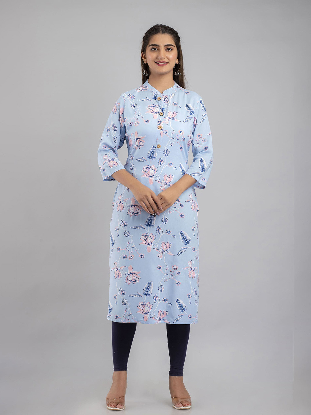 

MAUKA Women Blue Floral Printed Floral Kurta