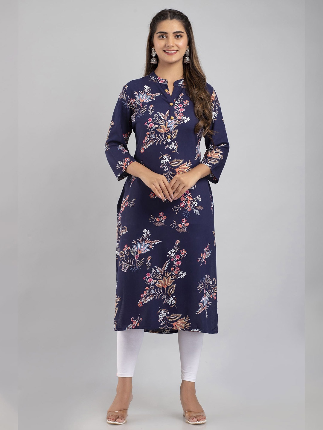 

MAUKA Women Navy Blue Floral Printed Floral Kurta
