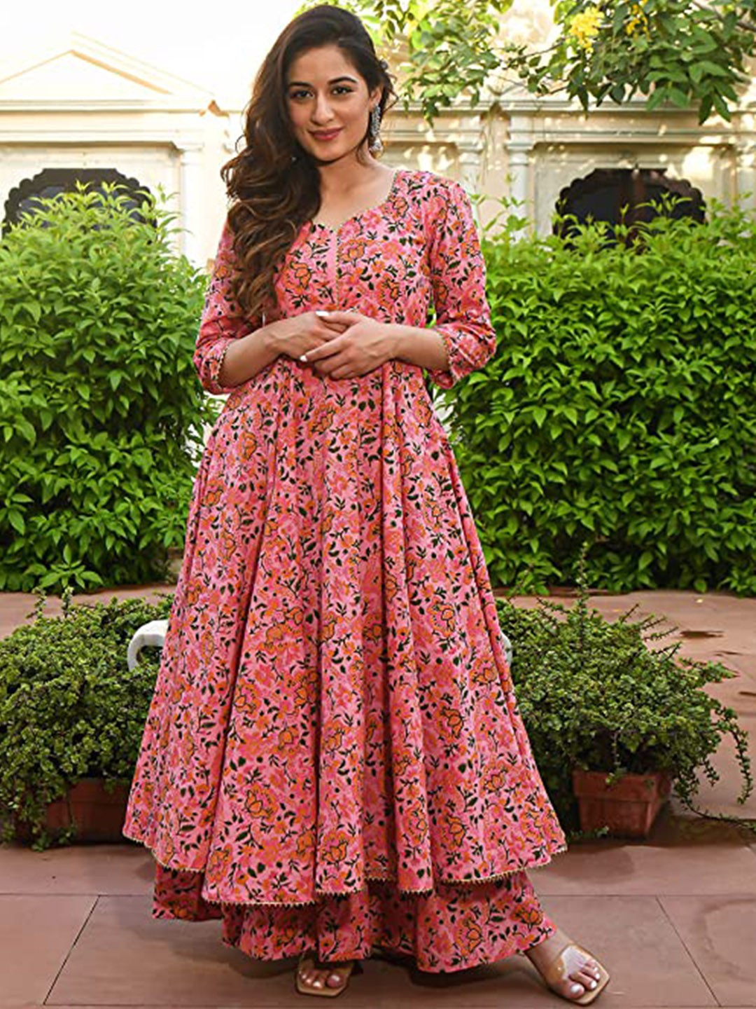 

Lookmark Women Pink Floral Printed Kurta with Palazzos