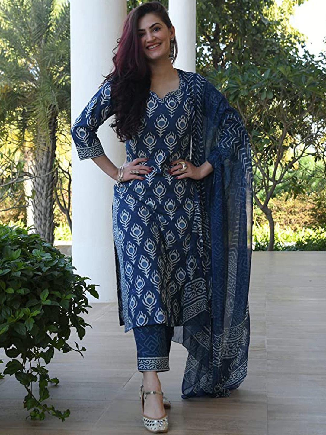 

Lookmark Women Navy Blue Floral Printed Kurta with Trousers & Dupatta