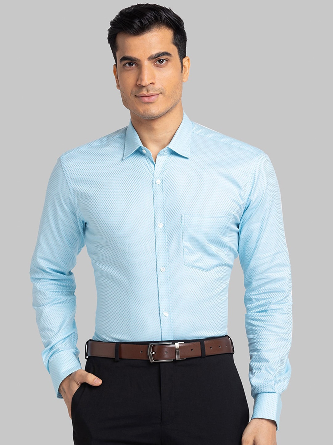 

Park Avenue Men Turquoise Blue Self Design Cotton Formal Shirt