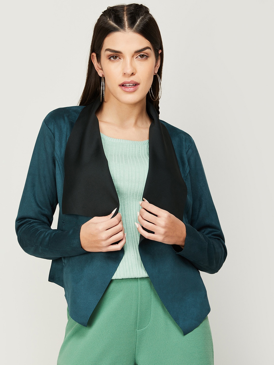 

CODE by Lifestyle Women Green Crop Shrug