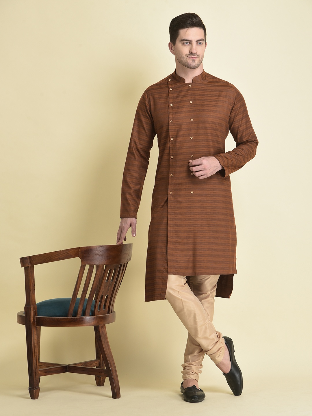 

TABARD Men Cotton Kurta, Brown