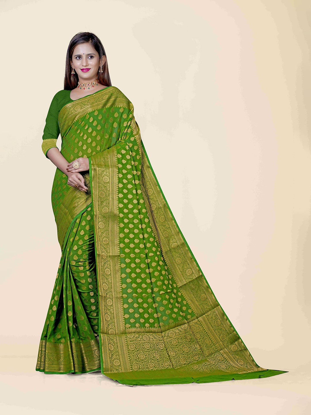 

KAJREE Green & Gold-Toned Woven Design Zari Pure Georgette Banarasi Saree