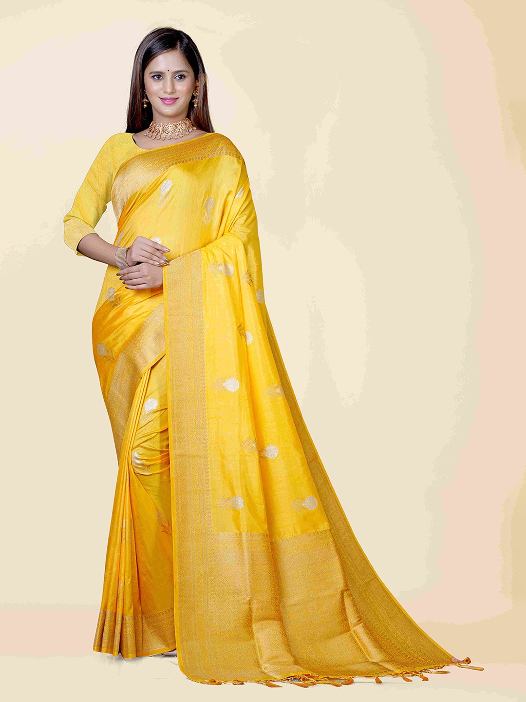 

KAJREE Yellow & Gold-Toned Woven Design Zari Silk Blend Banarasi Saree