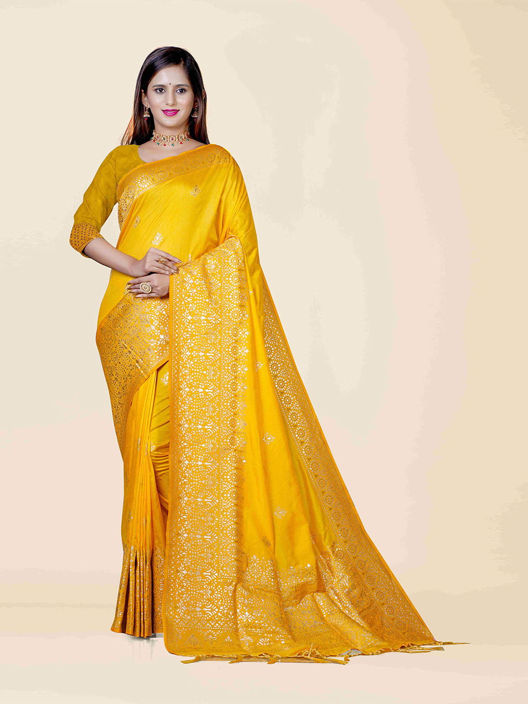 

KAJREE Yellow & Gold-Toned Ethnic Motifs Zari Pure Silk Uppada Saree